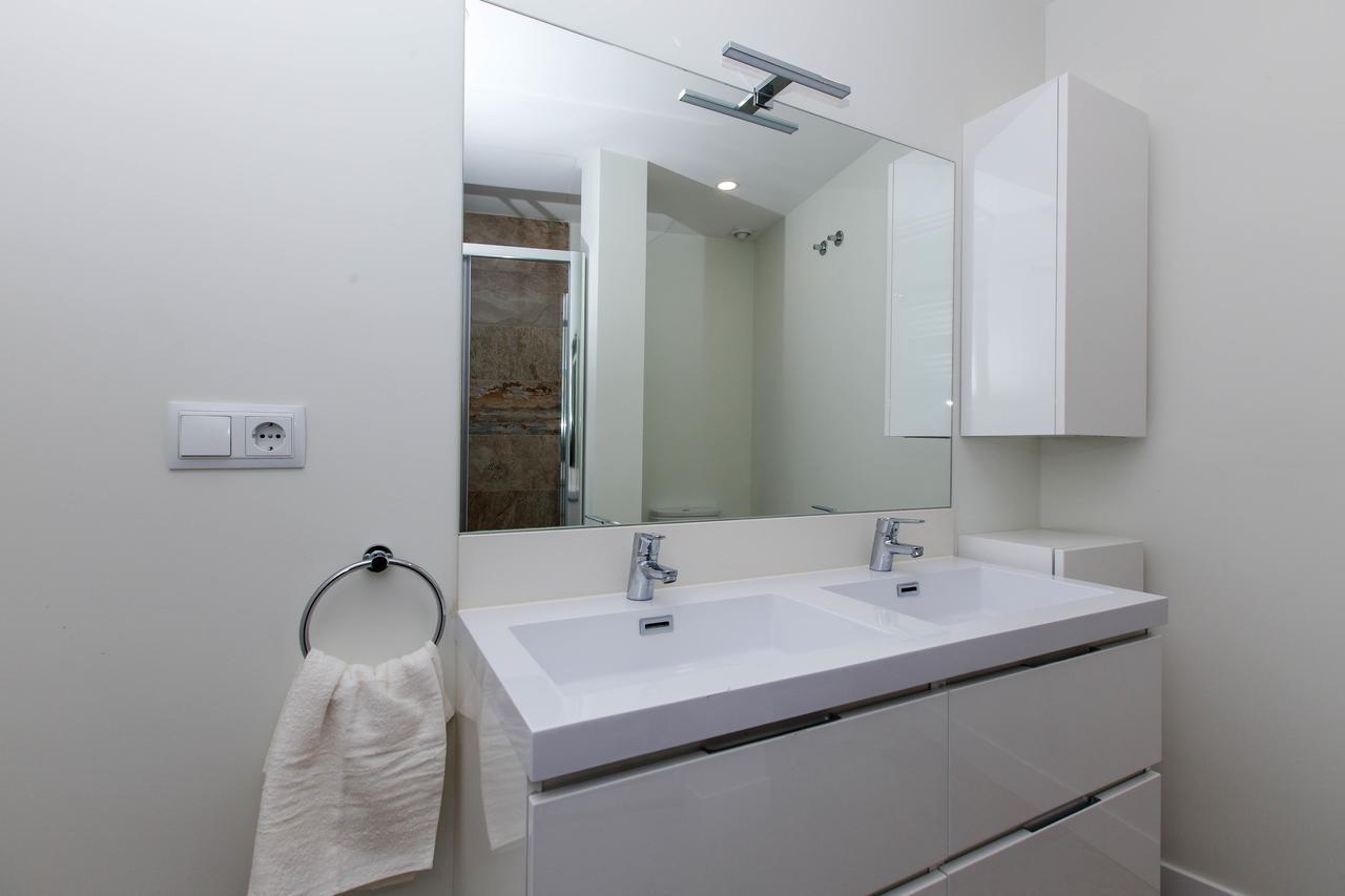 Bookinmadrid Com - Cascorro Sq 18 Pax Lägenhet Exteriör bild