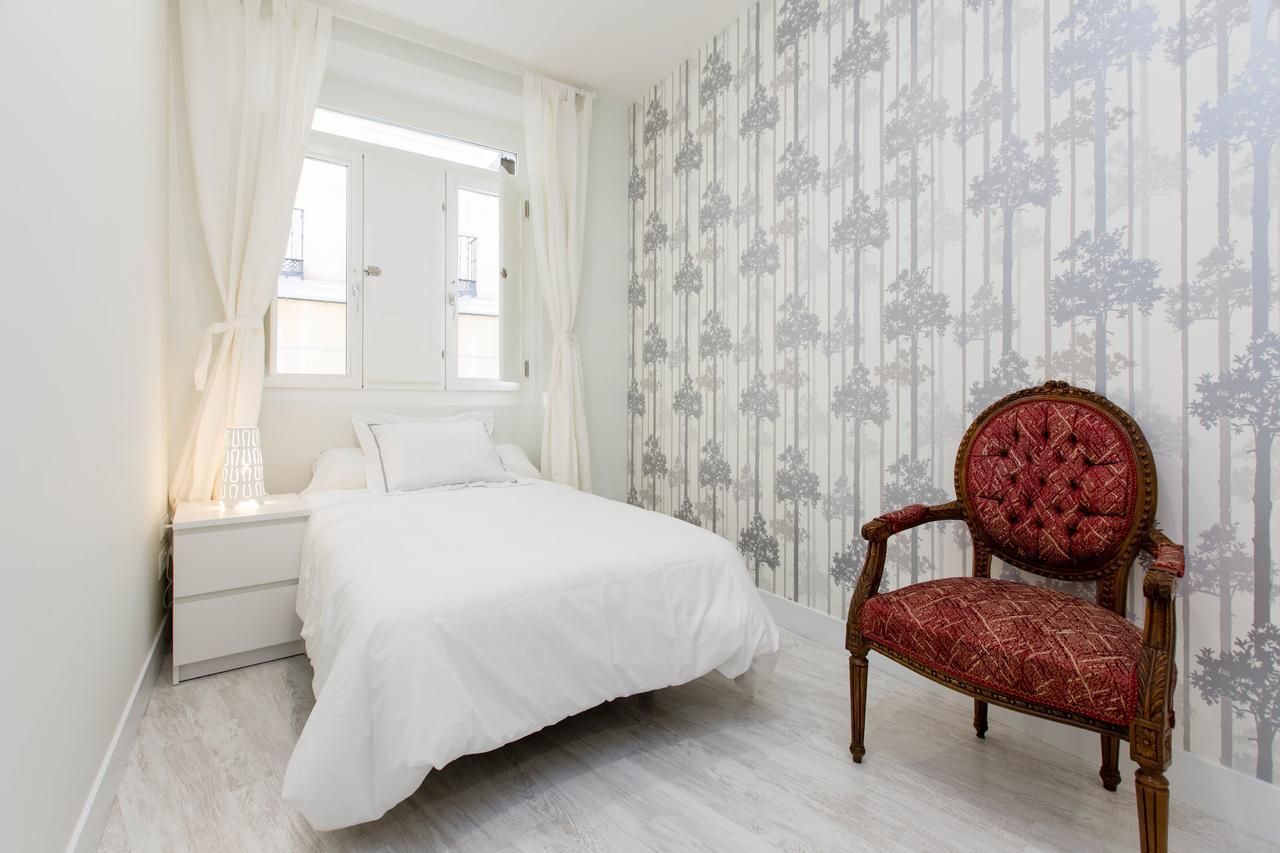 Bookinmadrid Com - Cascorro Sq 18 Pax Lägenhet Exteriör bild