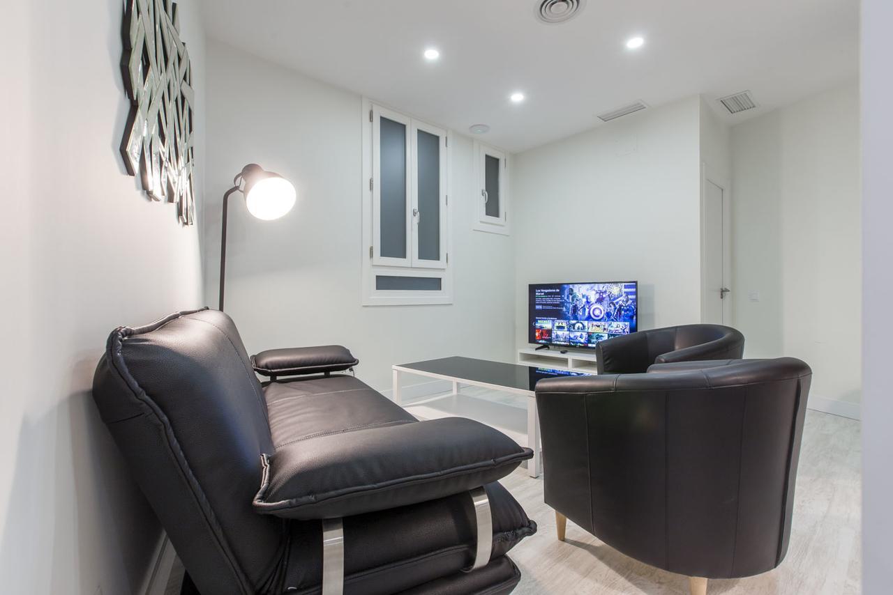 Bookinmadrid Com - Cascorro Sq 18 Pax Lägenhet Exteriör bild